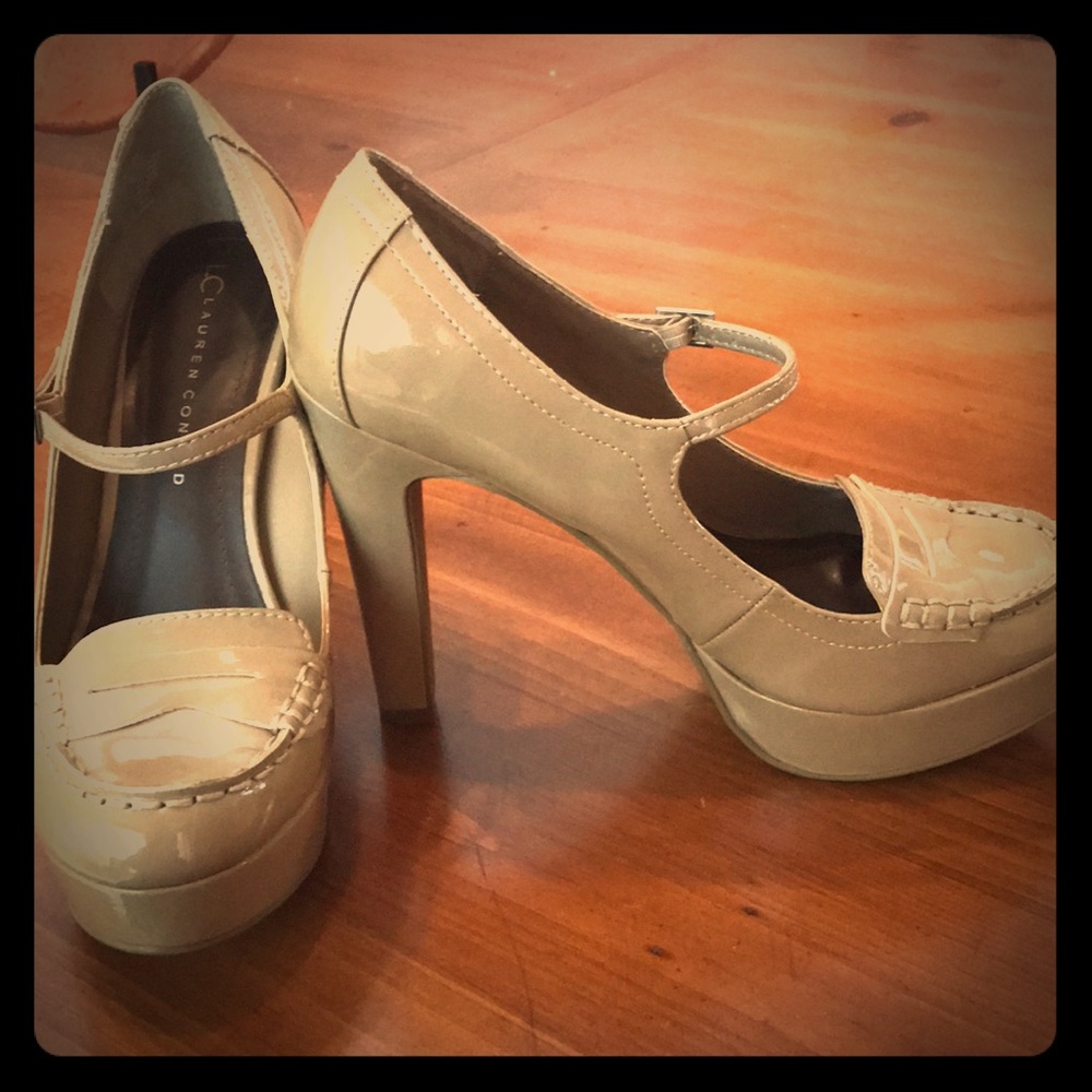 Beautiful Lauren Conrad heels size 9